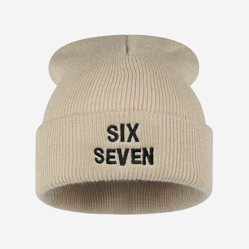 Bonnet en tricot brodé avec le - Beanie Cuffed Knit avis et prix